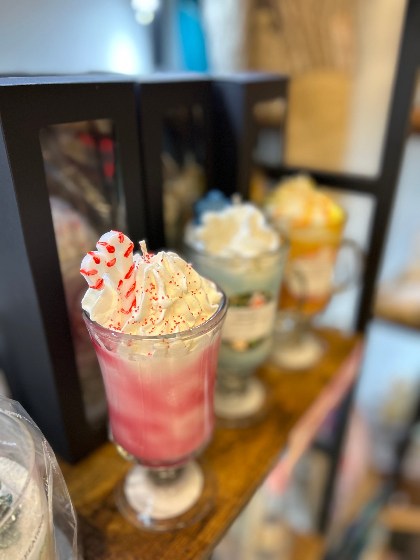 Crème brûlée candle